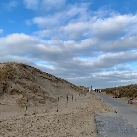 Strandslag 153 Aan Zee *
